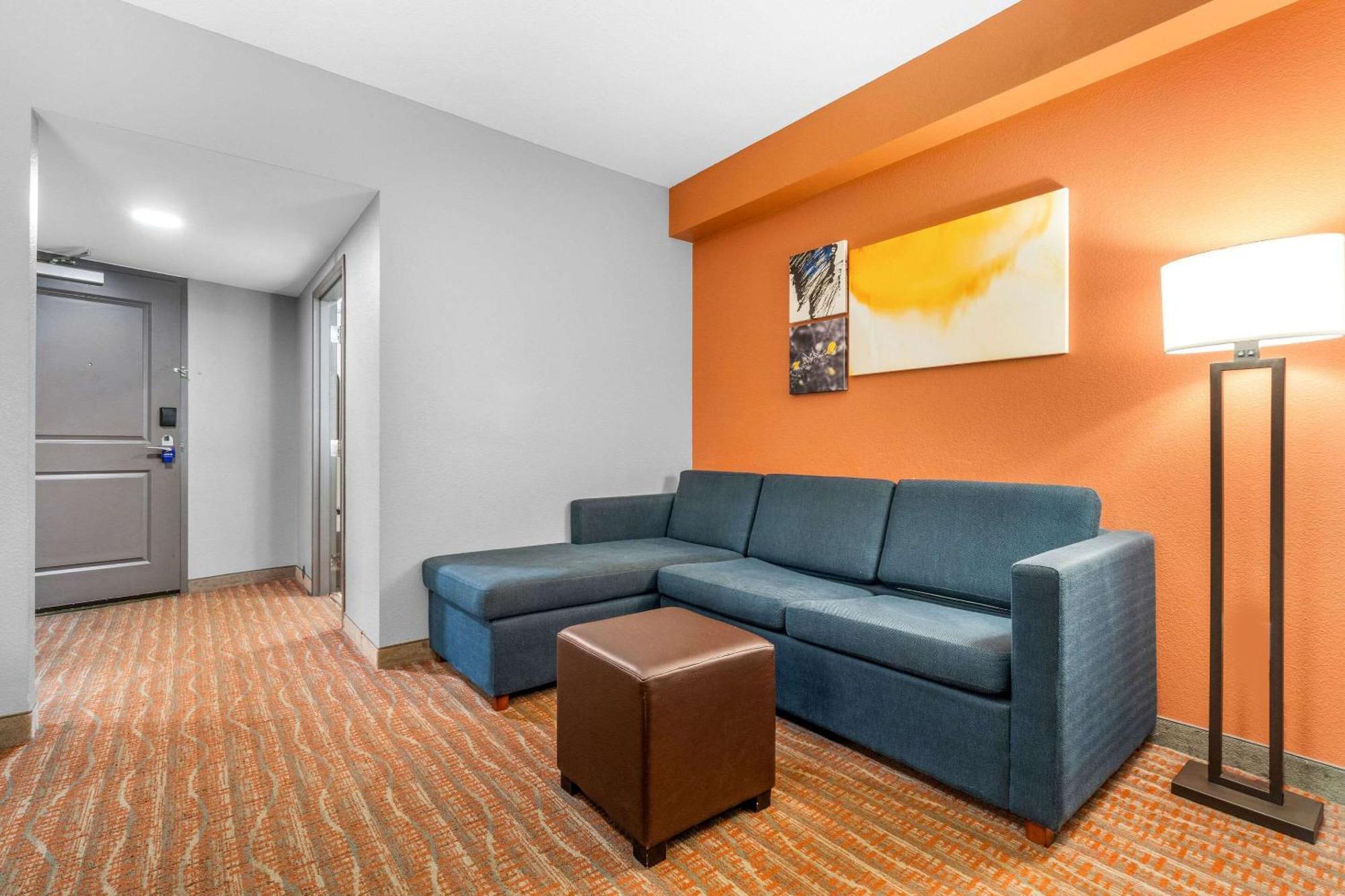 Comfort Suites Jackson I-40 Exterior foto